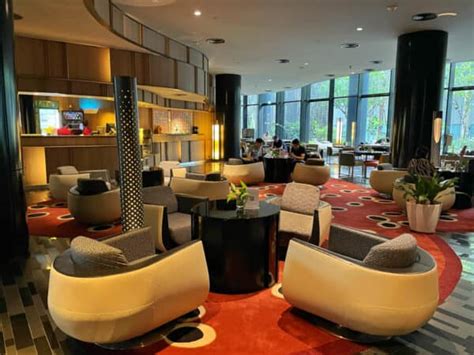 Crowne Plaza Changi Airport Review: Transit Haven