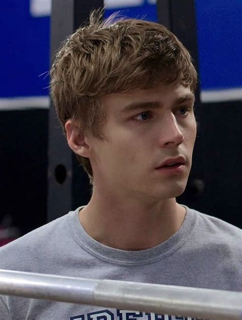 Miles Heizer Thirteen Reasons Why Miles Actors