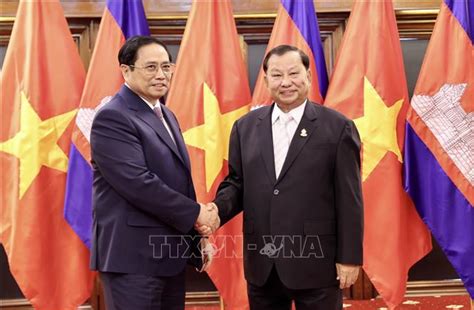 Pm Pham Minh Chinh Meets Cambodian Senate President