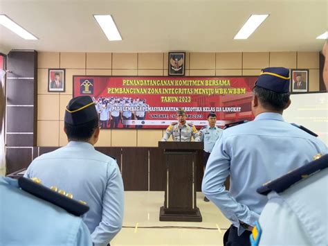 Pegawai Lapas Narkotika Kelas Iia Langkat Kanwil Kemankumham Sumut