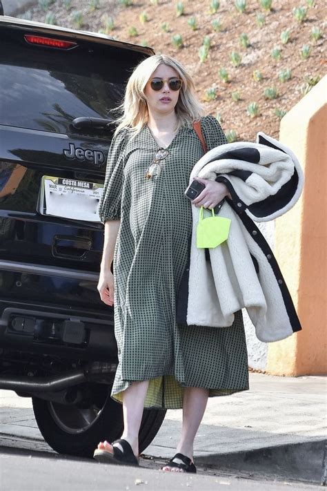 Pregnant Emma Roberts Heading To An Appointment In Los Angeles 12 11