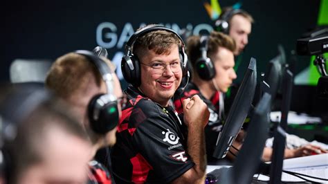 Favorites Prevail As ESL Pro League Season 19 Groups A And B Conclude