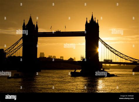 Tower Bridge sunrise in London Stock Photo - Alamy