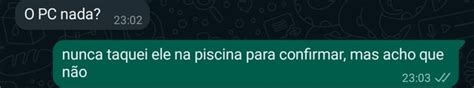 O PC nada nunca taquei ele na piscina para confirmar mas acho que não