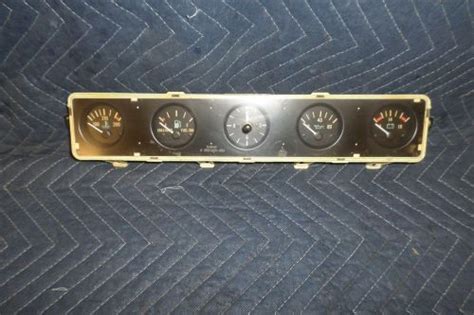 Purchase 87 88 89 90 91 Jeep Wrangler YJ Gauge Cluster With Clock In