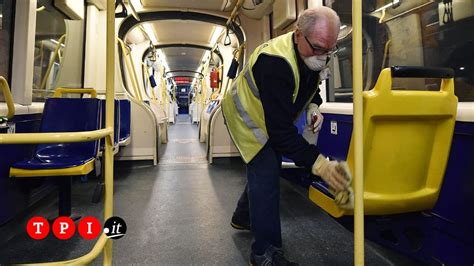 Ivrea Autista Bus Richiama Ragazzi Senza Mascherina Picchiato A Sangue