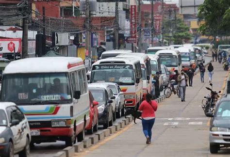 Transportistas Inician Paro Indefinido En Tres Provincias De Ecuador