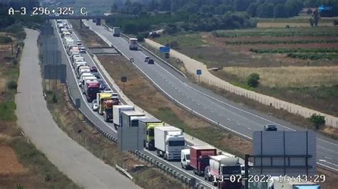 Accidente A Hoy Cortada Al Tr Fico Al Volcar Un Cami N Cisterna