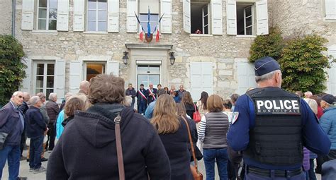 Seyssins Près De 100 Personnes Réunies Pour Rendre Hommage à Dominique