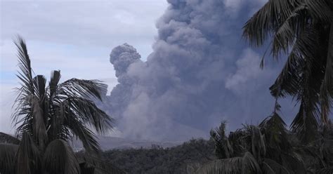 Taal Volcano View From Laurel Photos Philippine News Agency