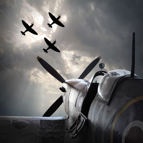 Best 13 American WW2 Fighter Planes