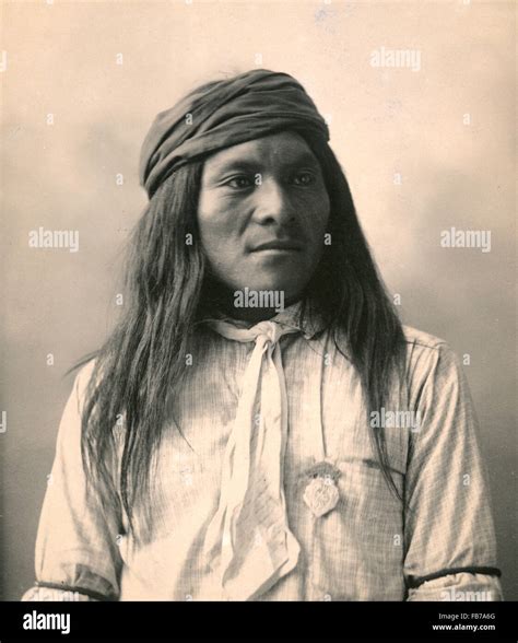 American Native Indians Hi Res Stock Photography And Images Alamy