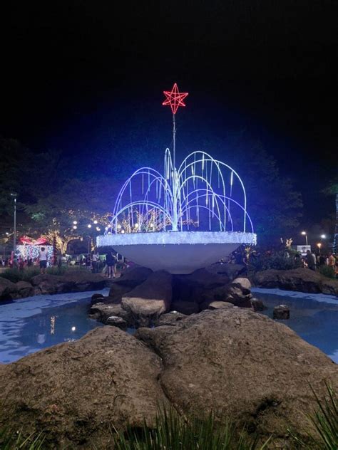 Acendimento das luzes na Praça Dr Augusto marca a abertura da