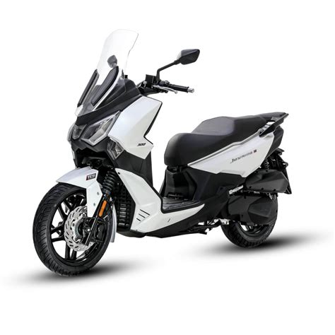 Motorrad Vergleich Zontes Gk Vs Sym Joyride