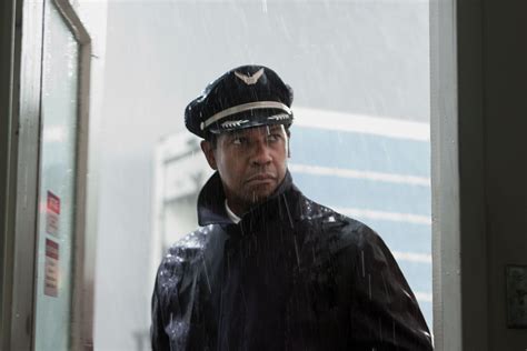 FLIGHT Images Featuring Denzel Washington, Don Cheadle, and John Goodman