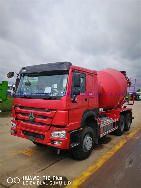 Sinotruk HOWO 8 Cubic Meters 10cbm 6X4 Concrete Mixer Bowsers For Sale