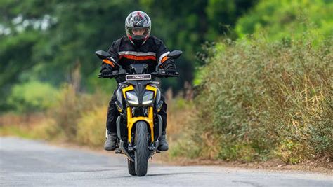 Tvs Apache Rtr 310 First Ride Review Most Advanced Tvs Motorcycle Ever Times Of India Stories