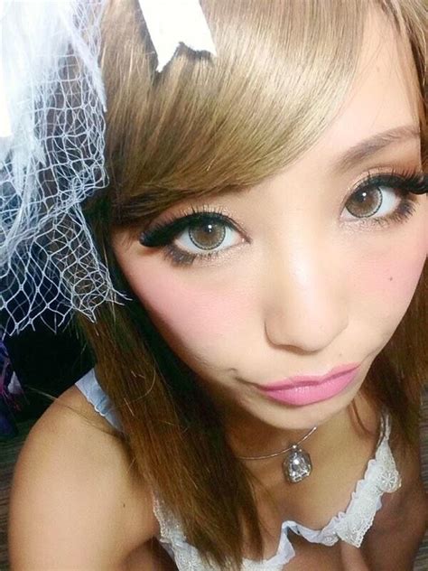 Pin By Gaijingal Sakura On Gyaru Makeup Gyaru Fashion Gyaru