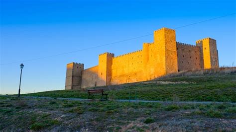 Premium Photo | Medieval castle of siguenza