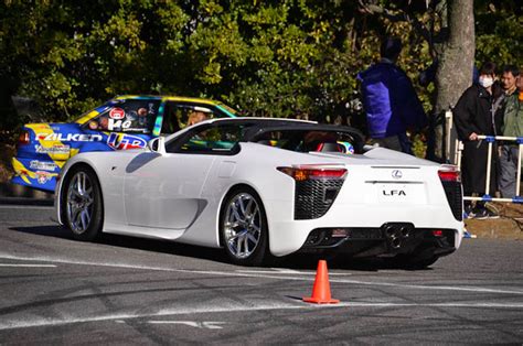 Lexus LFA Roadster - ForceGT.com