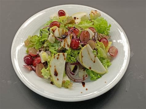 Blattsalat Mit Cashew Birne Und Trauben Rezepte Suchen