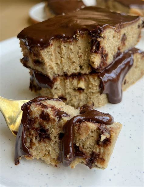 Vegan Chocolate Chip Protein Banana Cake Recipe