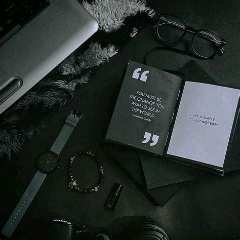 tumblr aesthetic black | Hitam