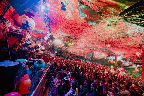 elrow estrenó su formato XXL en su triunfal regreso a Valencia en