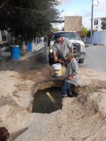 Atiende COMAPA Fuga De Agua Potable En Fraccionamiento Ventura COMAPA