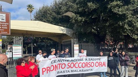 Pronto Soccorso Chiuso A Boscotrecase In Marcia Per Protesta Da Torre