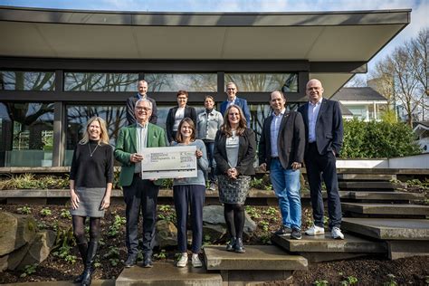 Lions Clubs Spenden Euro F R Geschwistergruppenprojekt An Akhd