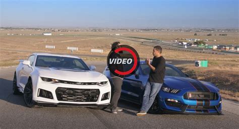 Descubrir 54 Imagen Camaro Zl1 Vs Shelby Gt350 Abzlocal Mx