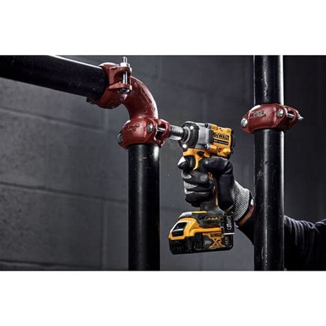 Chave Impacto A Bateria V Xr Brushless Atomic Dcf B Dewalt