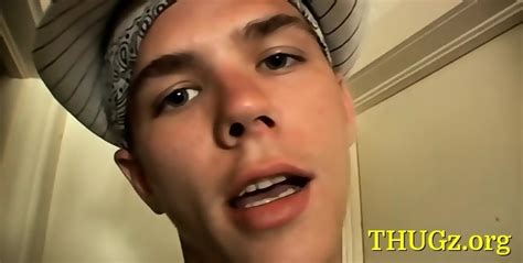 Amateur Jerks Off On Cam