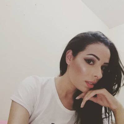 Raissa Cassiano On Twitter Alguem Me Beslisca O Divadepressao