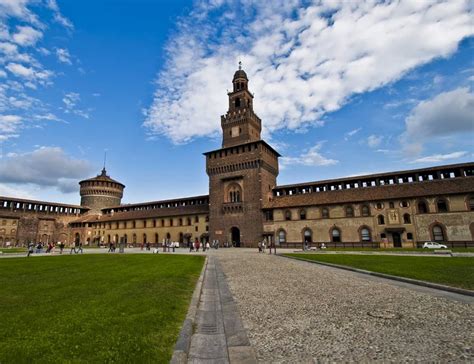 Castello Sforzesco Guided Tour - Keys of Italy