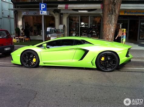 All colours of the rainbow: Lamborghini Aventador LP700-4