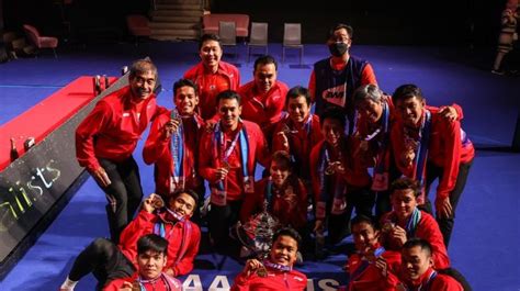 12 Pahlawan Bulu Tangkis Yang Bawa Pulang Piala Thomas 2020 Ke Indonesia