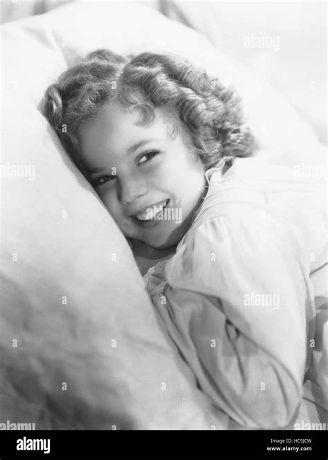 Wee Willie Winkie Shirley Temple ©1937 20th Century Fox Tm And Copyright Cortesía Colección