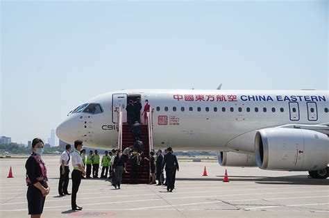 C919大型客机圆满完成首次商业飞行要闻图片中国政府网