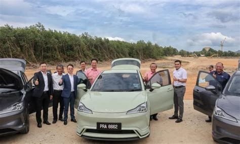 Kilang Pembuatan Kereta Elektrik Green Technology Pertama Bakal