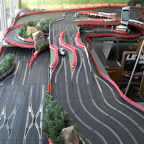 321ft Scalextric Digital Slotcar Track (3 layouts in 1) (3m x 2m)