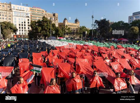 A New United Demonstration Fills Passeig De Gracia In Support Of