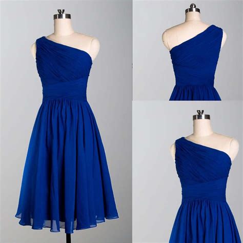 Short Blue Bridesmaid Dresses With Sleeves