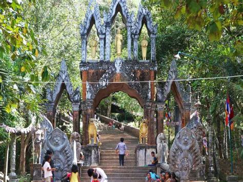 Siem Reap explorez la cascade sacrée de Kulen Mountain GetYourGuide