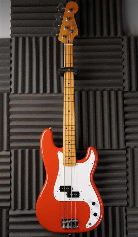 Fender Pb 57 Precision Bass Reissue Mij 2005 Fiesta Red