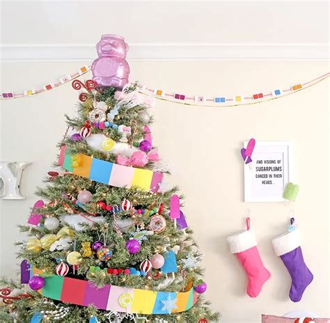 Candy Land Christmas Tree - Lines Across