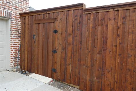 Custom Eight Foot Board On Board Stained Cedar In Frisco Frisco Fence Llc