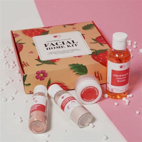 Jual Larissa Strawberry Yoghurt Facial Home Kit Perawatan Facial