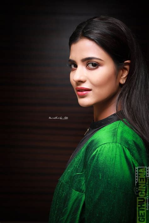 Aishwarya Rajesh Latest Hd Kanaa Gethu Cinema